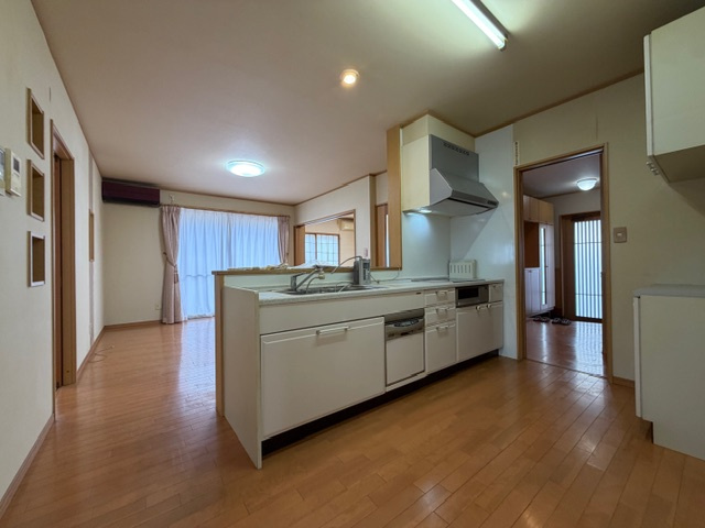 都城市五十町の中古一戸建のキッチン