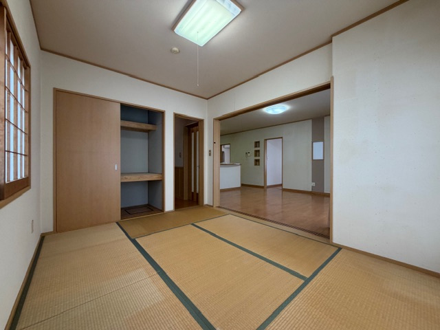 都城市五十町の中古一戸建の和室