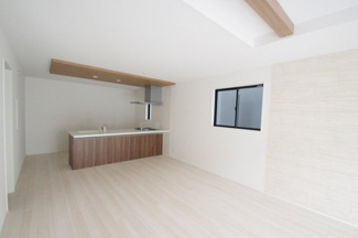 【居間・リビング】 | 【仲介手数料無料！！】日野市落川　新築戸建て（全6棟）3号棟　5580万円