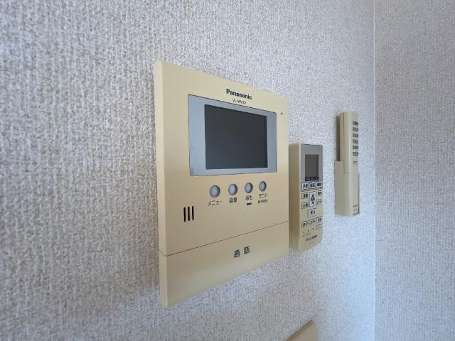 ディスティニー居能の内装|カメラ付インターホン