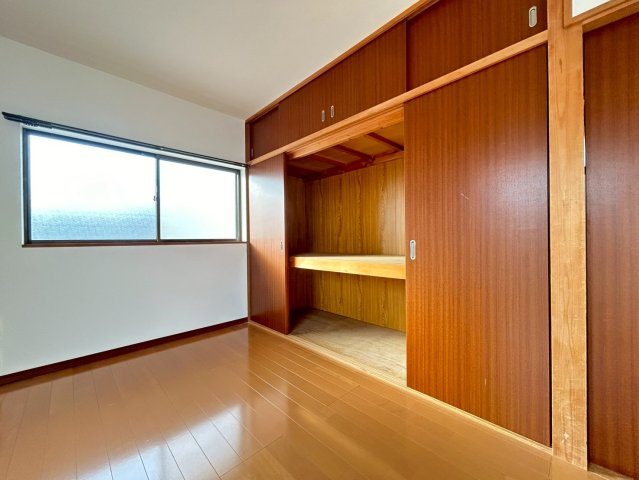 外院3丁目戸建の収納