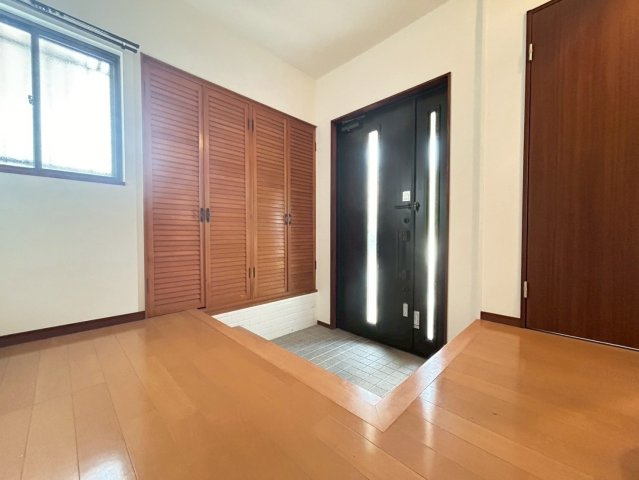 外院3丁目戸建の玄関