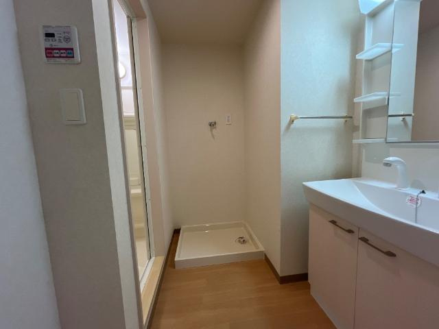 アルテミスのその他|洗濯機置場