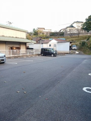 エトワール・バリーヒルの駐車場