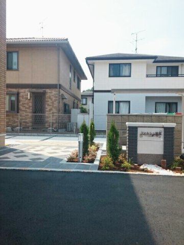 フォルシュ植松のエントランス