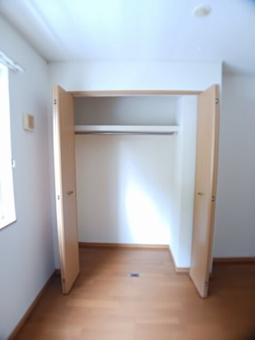 グリーンヒルズ　カーサＢの収納