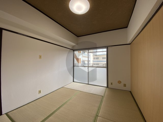 エステマール弥刀の和室