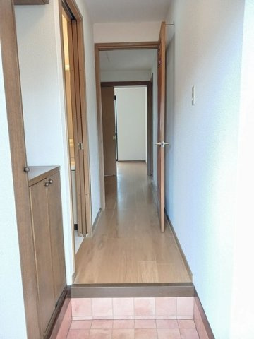 サンライズＡの玄関