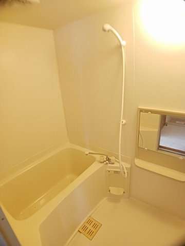 エスポワールＤの浴室