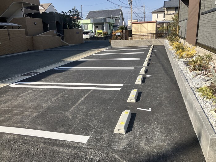 D-avanceつつじが丘Ⅱの駐車場