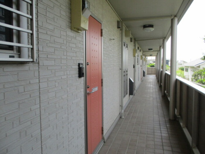 【玄関】 | アヴリル