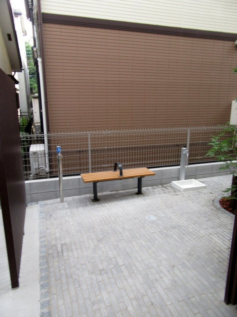 リベルタ東川口のその他共用部分|★ペット足洗い場★
