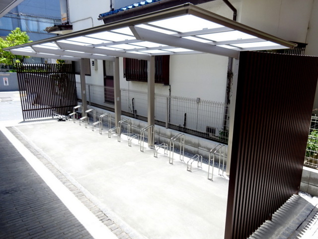 リベルタ東川口のその他共用部分|★屋根付き駐輪場★