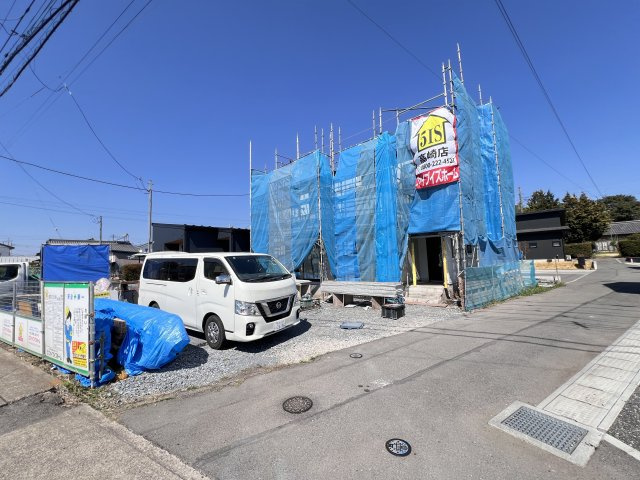 新築　安中市原市2丁目　2号棟の前面道路含む現地写真|東側接道幅員約4.0ｍ　南側接道幅員約6.0ｍ