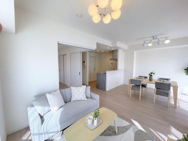 ヴィルヌーブ港南台Ⅱ/ルーフバルコニーの居間・リビング