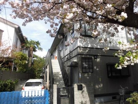 杉並区本天沼１丁目のアパート