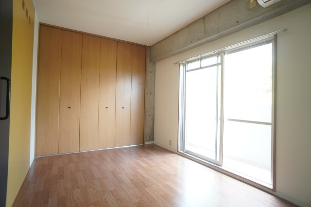 ヒルコート鳥見の洋室