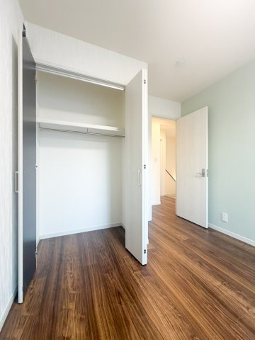 グラシアベル　Ⅱ棟の収納|専用の収納スペースです