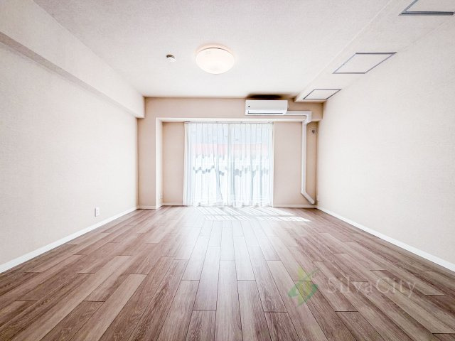 茅場町スカイハイツの子供部屋|洋室　※現地に家具の配置はございません
