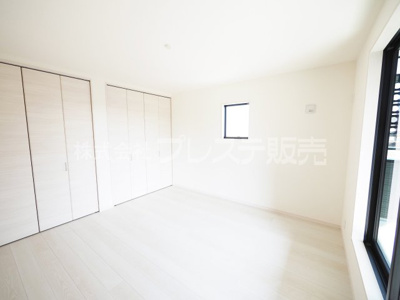 【洋室】 | 奈良市杏町の新築一戸建 全３区画 | 現地写真（H－３号地２階洋室）