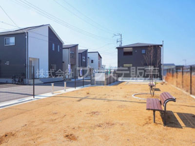 【その他】 | 奈良市杏町の新築一戸建 全３区画 | 現地写真（公園）分譲地内に新しく公園ができました♪