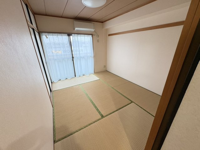 新潮通り一番館の寝室