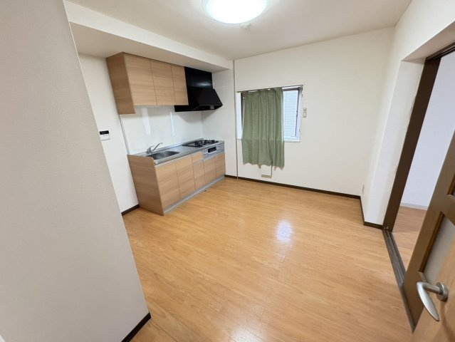 新潮通り一番館のその他