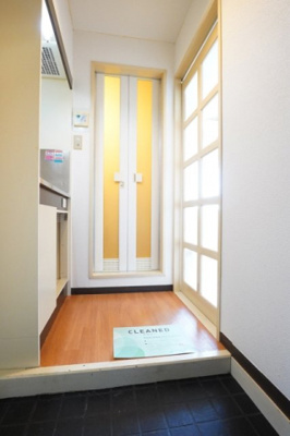 【玄関】 | ハイツベルグ上池台