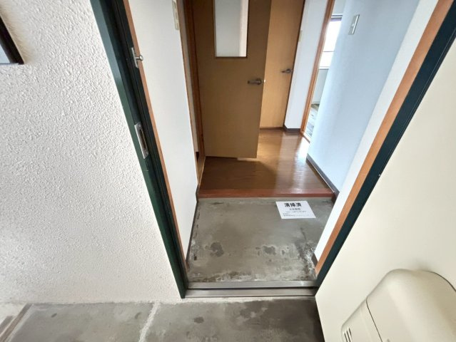 サマーブリーズⅡの玄関