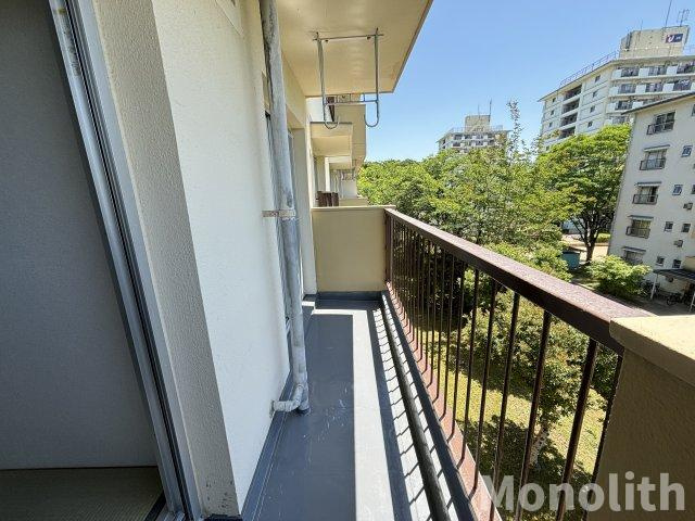 泉北茶山台２丁7番4号棟のバルコニー