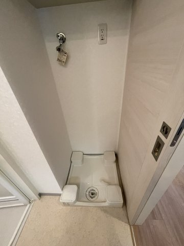 ワコーレヒルズ潮見台の独立洗面台