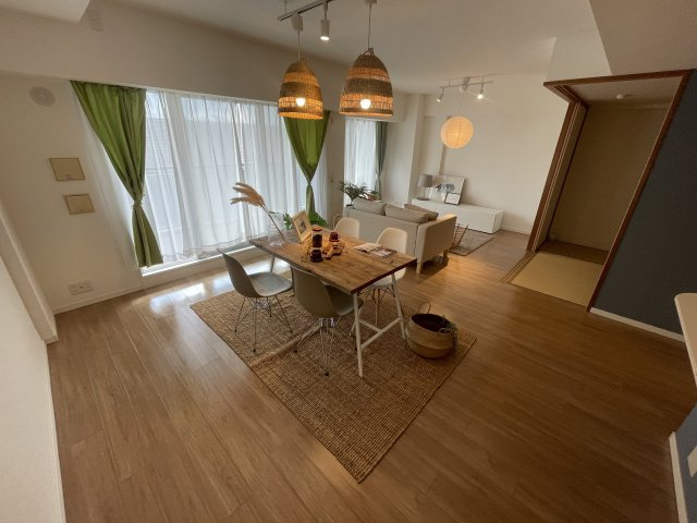 ワコーレヒルズ潮見台の居間・リビング