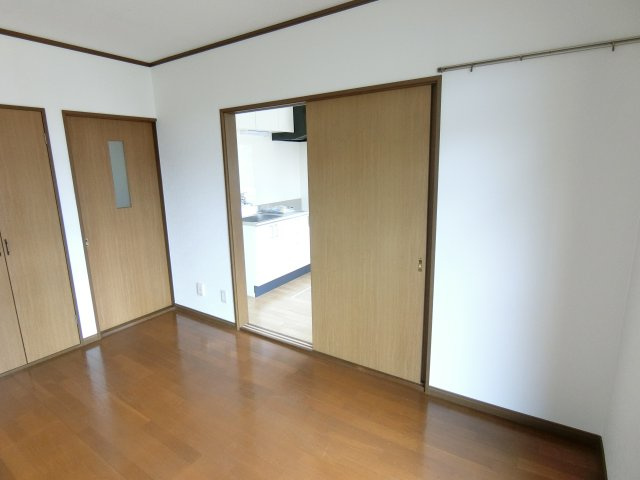 馬郡町4011-2貸家の浴室|落ち着いた空間のお風呂です