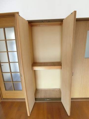 馬郡町4011-2貸家の玄関