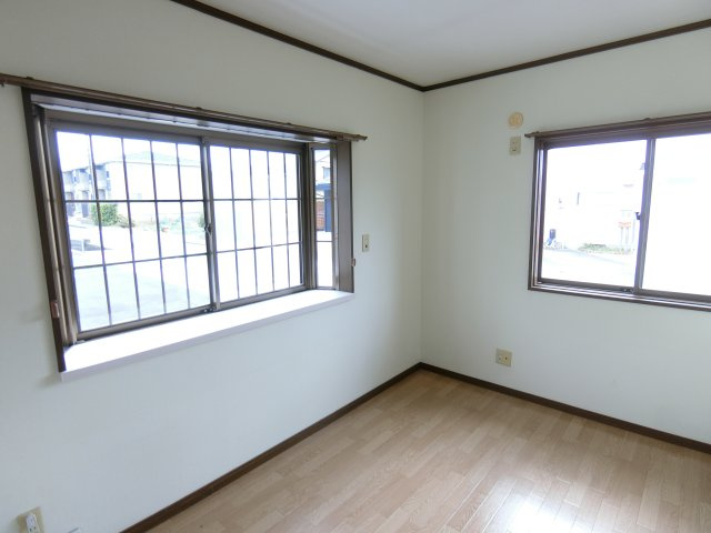 馬郡町4011-2貸家のキッチン|換気扇も新しくなっています！