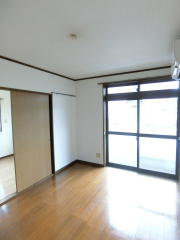 馬郡町4011-2貸家の独立洗面台|洗面化粧台新品に交換済です！