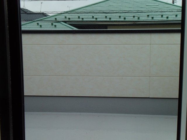 川越市霞ヶ関北６丁目　LDK20帖以上新築戸建て　角地のバルコニー