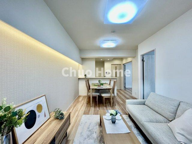 フジハイツの居間・リビング|【居間・リビング】「ＬＤＫは家族団らんをデザイン」広いＬＤＫでは家族が集まり一緒の時間を過ごせる工夫がされております。何気ない一日の当たり前のひとコマがいつか一生の宝物になります