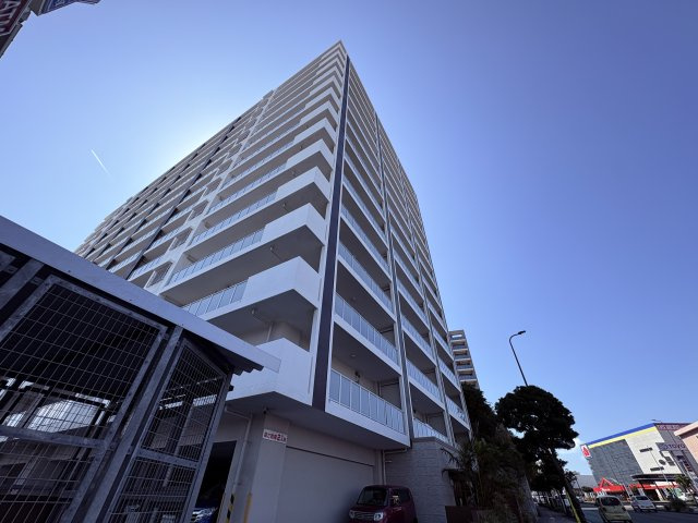 プレミアムコート浦添牧港