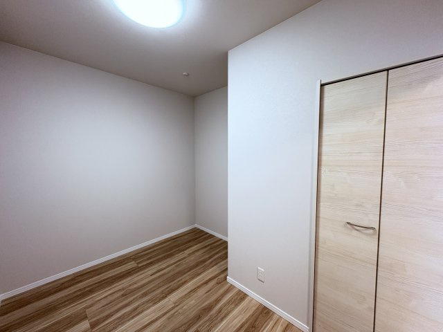 プレミアムコート浦添牧港の洋室