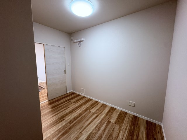 プレミアムコート浦添牧港の洋室