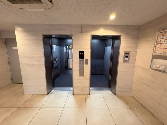 プレミアムコート浦添牧港のその他共用部分