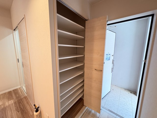 プレミアムコート浦添牧港の収納