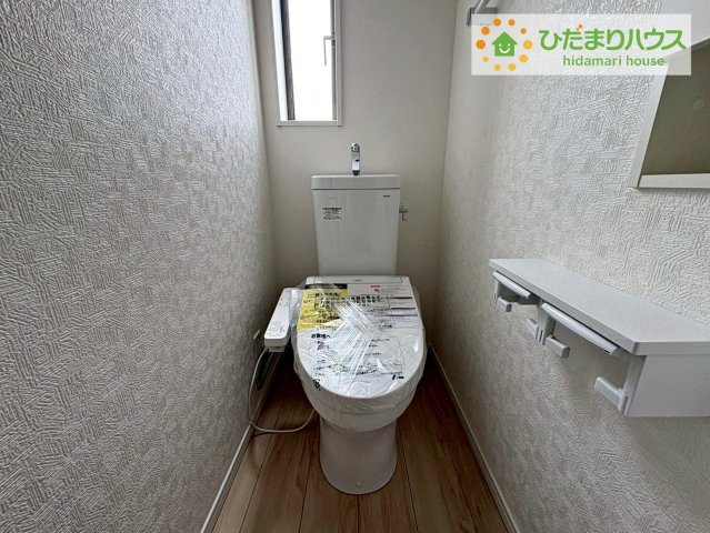 東海村村松第6　新築戸建　2号棟のトイレ|トイレは1F、2F共に完備！取り合いになることがありませんね(^^)/