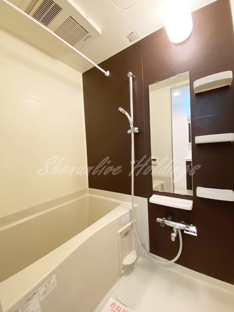 セレーノⅢの浴室|追炊き・浴室乾燥付き♪