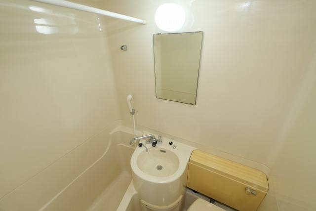 Ｔ・Ｈビルの浴室