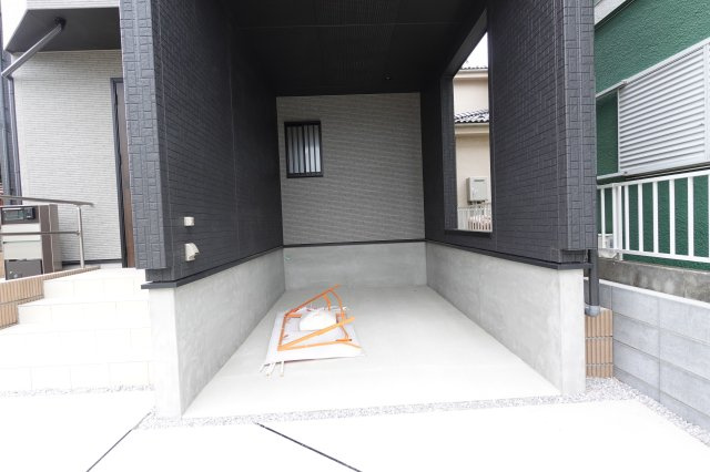 川越市鯨井　可変型3LDK+カースペース付き　新築戸建ての駐車場