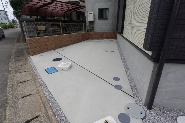 川越市鯨井　可変型3LDK+カースペース付き　新築戸建ての駐車場