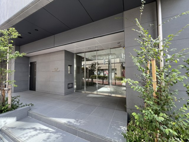 落ち着いたエントランスです