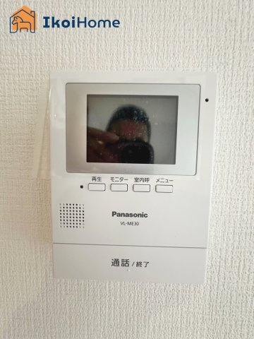 神戸市西区伊川谷町有瀬　新築戸建　のエントランス|同社施工事例です●年中無休：当日予約可●カラーモニターインターホン。来客時も安心して対応できます